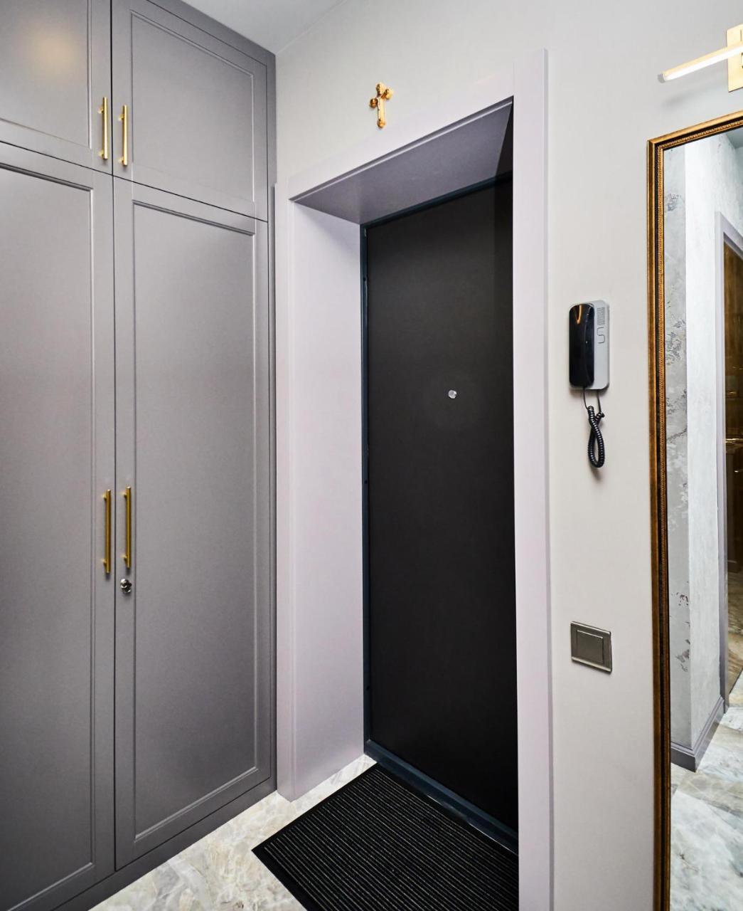 So Luxury Apartment In The Heart Of Minsk Near Circus المظهر الخارجي الصورة
